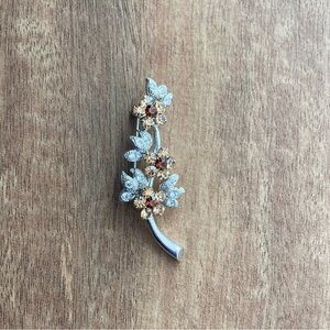 00s Atre Silver-toned Floral Brooch with Amber and Clear Rhinestones